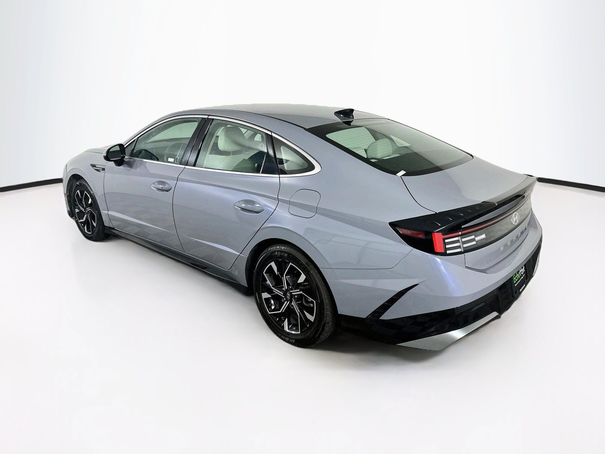 Used 2025 Hyundai Sonata SEL FWD image 5