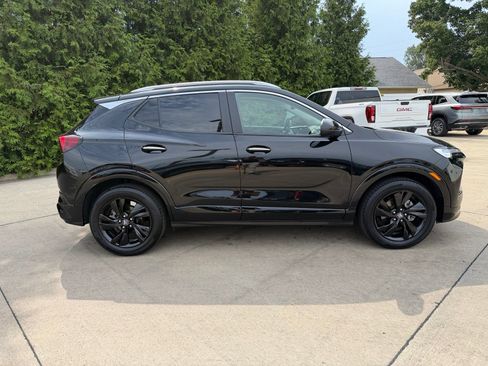 Used 2024 Buick Encore GX Sport Touring w/ Comfort Package FWD image 30