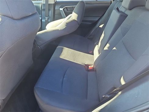 Used 2022 Toyota RAV4 LE image 26