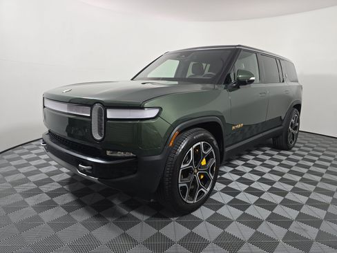 Used 2022 Rivian R1S Launch Edition AWD/4WD image 1