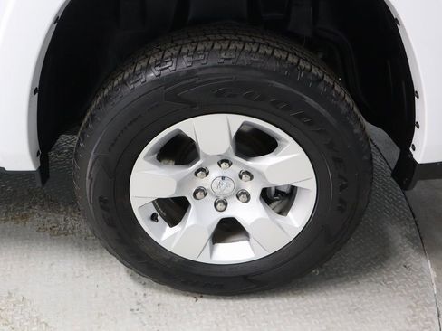 Used 2025 RAM 1500 Big Horn image 19