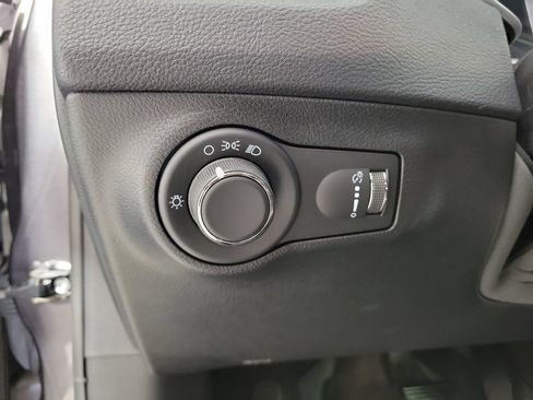 Used 2020 Jeep Compass Sport FWD image 13
