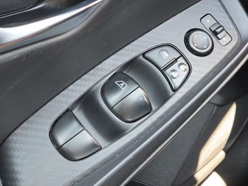 Used 2020 Nissan Sentra S FWD image 12
