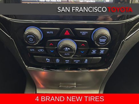 Used 2022 Jeep Grand Cherokee Limited w/ Trailer Tow Group IV image 27