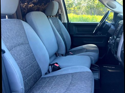 Used 2020 RAM 1500 Express w/ Wheel & Sound Group AWD/4WD image 28