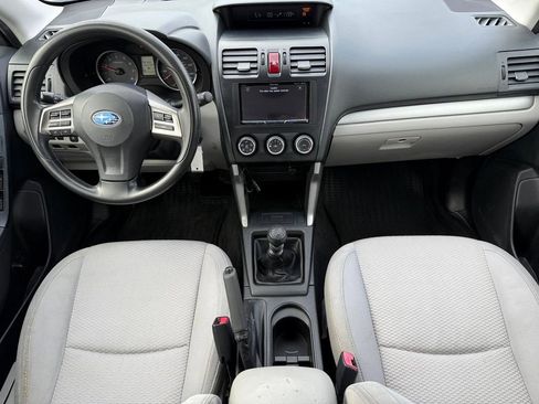 Used 2014 Subaru Forester 2.5i image 24