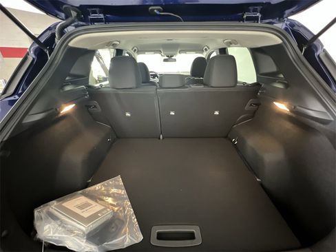 New 2026 Nissan Kicks SV image 20