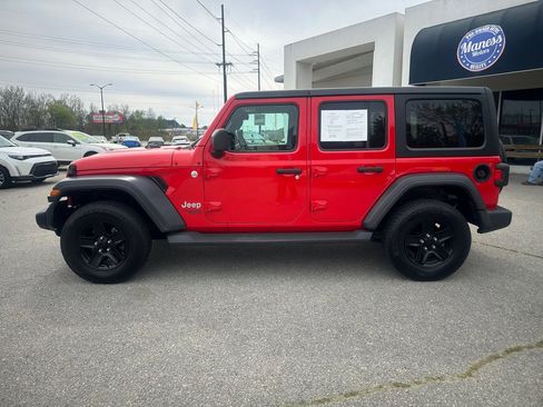 Used 2020 Jeep Wrangler Unlimited Sport S AWD/4WD image 2