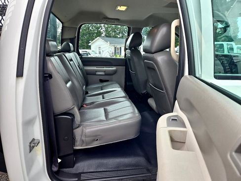 Used 2014 Chevrolet Silverado 3500 W/T w/ Skid Plate Package image 25