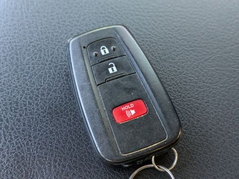 Used 2023 Toyota 4Runner SR5 image 32