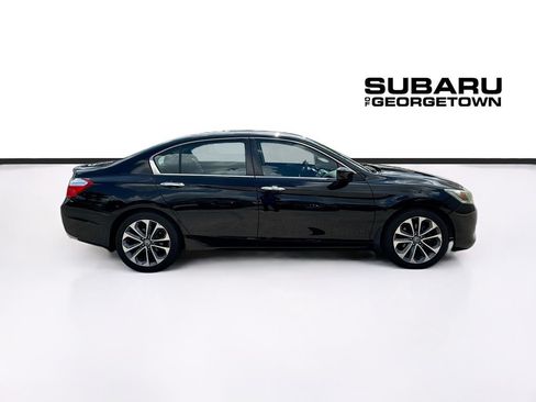 Used 2015 Honda Accord Sport image 8