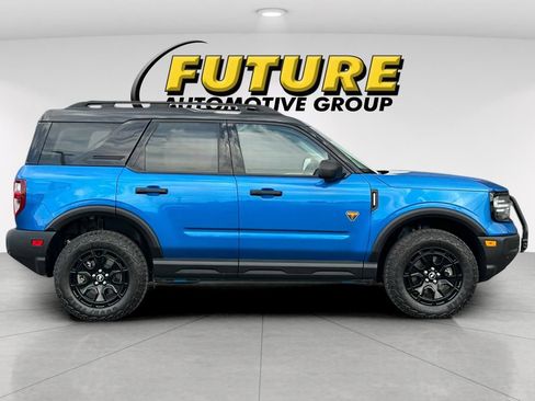 Certified 2025 Ford Bronco Sport Badlands w/ Sasquatch Badlands Package AWD/4WD image 2