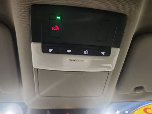 Used 2023 Nissan Rogue SV image 33