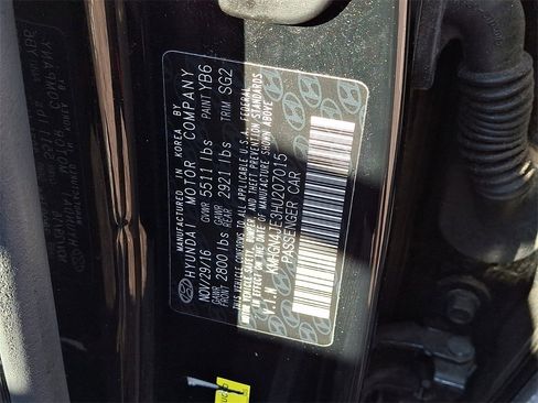 Used 2017 Genesis G80 3.8 image 27