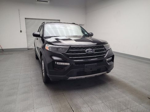 Used 2020 Ford Explorer XLT w/ Equipment Group 202A RWD image 14