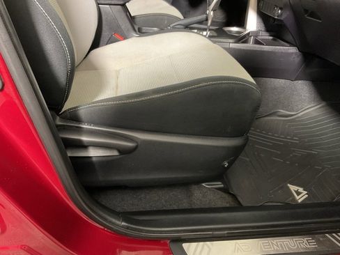 Used 2018 Toyota RAV4 Adventure image 36