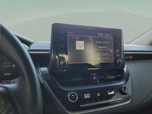 Used 2022 Toyota Corolla LE FWD image 18