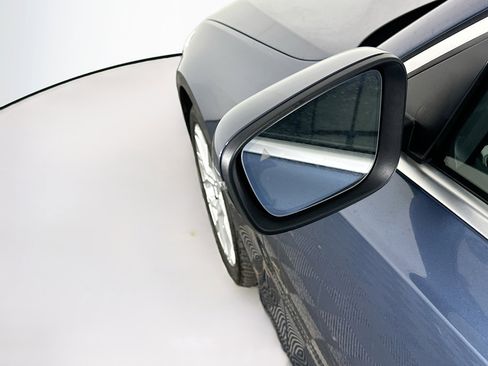 Used 2025 BMW 330i Sedan image 16