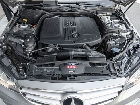 Used 2014 Mercedes-Benz E 250 BlueTEC Sedan image 17