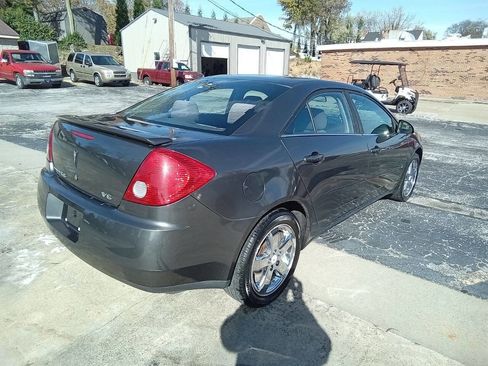 Used 2006 Pontiac G6 Sedan w/ Drivers Package image 8