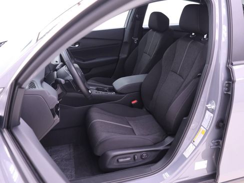 Certified 2025 Honda Accord Sport image 4