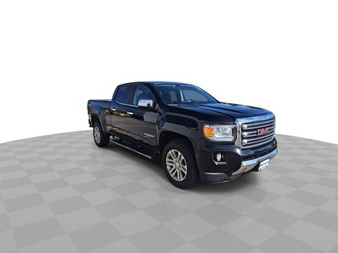 Used 2018 GMC Canyon SLT w/ Driver Alert Package image 2