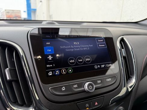 Used 2022 Chevrolet Equinox RS w/ RS Leather Package image 16