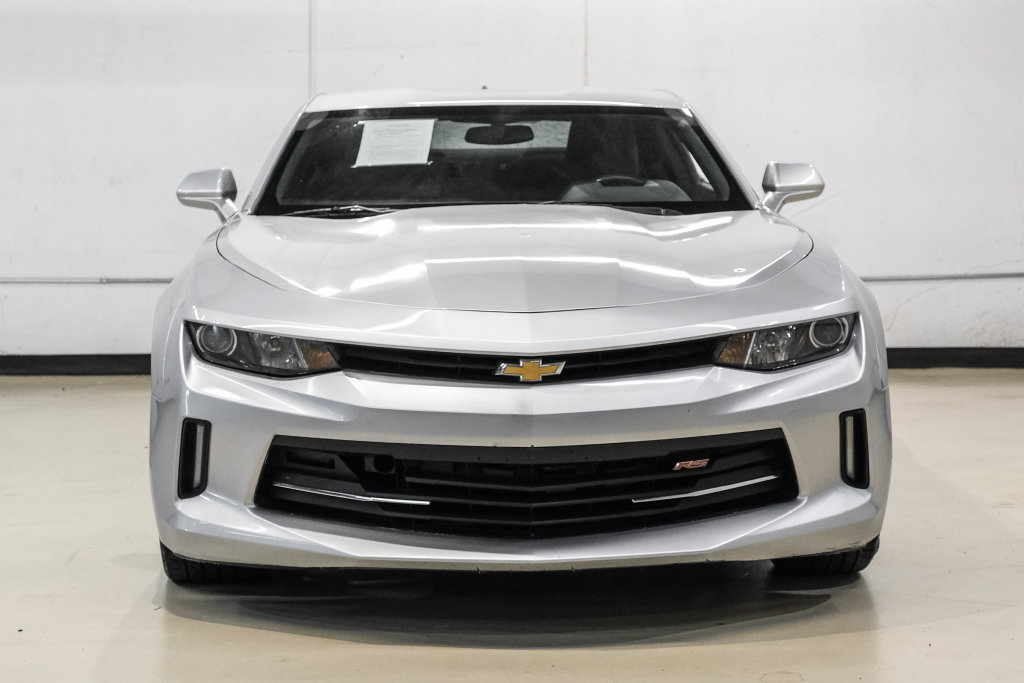 Used 2018 Chevrolet Camaro LS RWD image 5