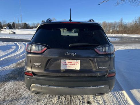 Used 2019 Jeep Cherokee Limited w/ Luxury Group image 5