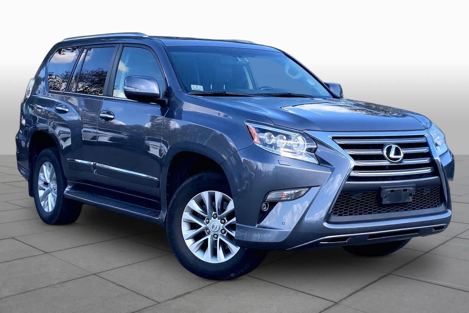 Used 2017 Lexus GX 460 Premium w/ Premium Package AWD/4WD image 3