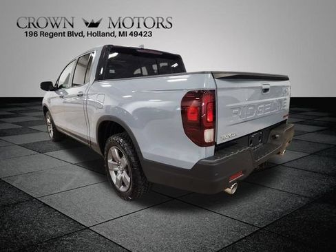 Certified 2025 Honda Ridgeline TrailSport image 5