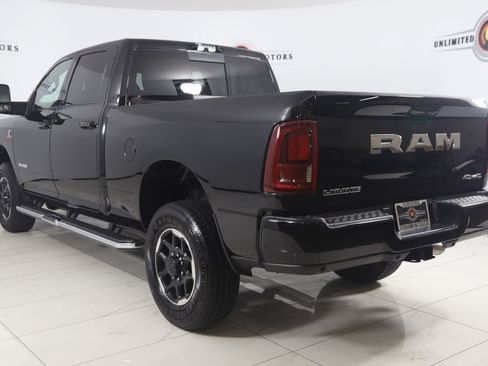 Used 2025 RAM 2500 Laramie AWD/4WD image 4