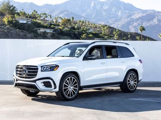 New 2025 Mercedes-Benz GLS 580 4MATIC video 1