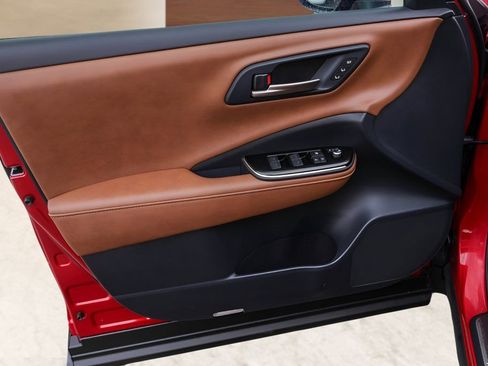 Used 2026 Toyota Crown Limited w/ Advanced Technology Package image 23