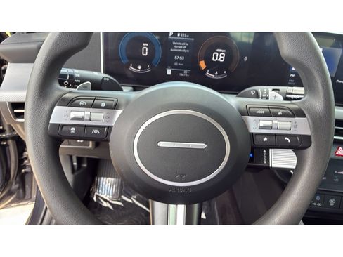 Used 2025 Hyundai Sonata SEL FWD image 23