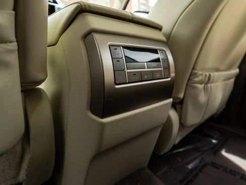 Used 2018 Lexus GX 460 Luxury AWD/4WD image 35