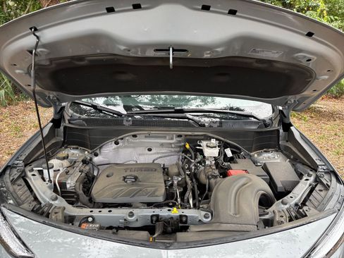 Used 2025 Buick Encore GX Preferred image 32