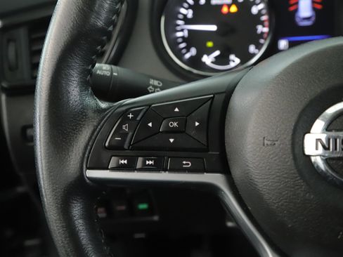 Used 2020 Nissan Rogue S w/ Special Edition Package AWD/4WD image 9