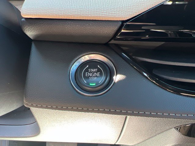 Used 2026 Buick Enclave Preferred w/ Power Package FWD image 32