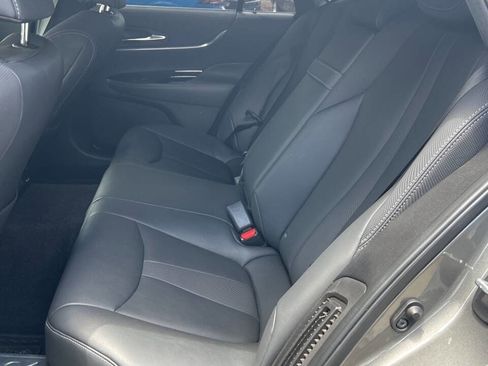 Used 2022 Toyota Mirai w/ Advanced Technology Package RWD image 20
