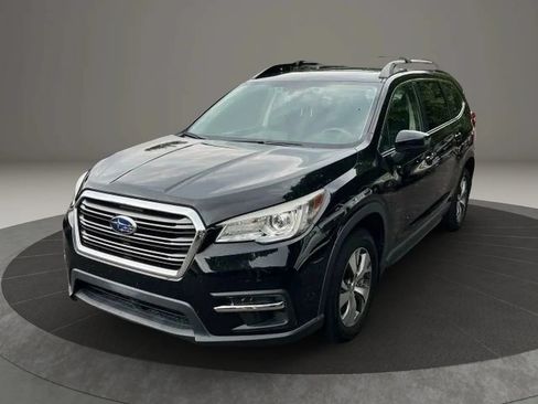 Used 2021 Subaru Ascent Premium w/ Convenience Package AWD/4WD image 1