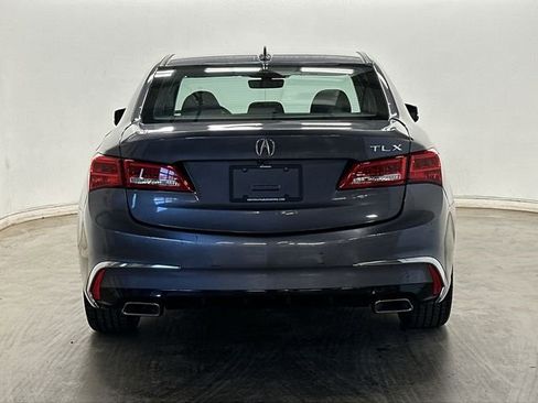 Used 2018 Acura TLX V6 image 4