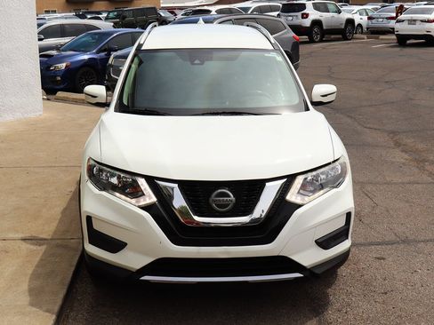 Used 2019 Nissan Rogue SV FWD image 15