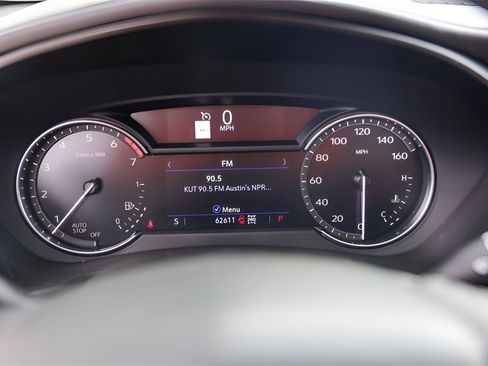 Used 2019 Cadillac XT4 Premium Luxury w/ Enhanced Visibility Package image 11