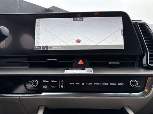 Used 2023 Kia Sportage EX image 24