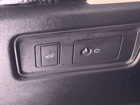 Used 2019 Land Rover Range Rover Sport HSE Dynamic image 29