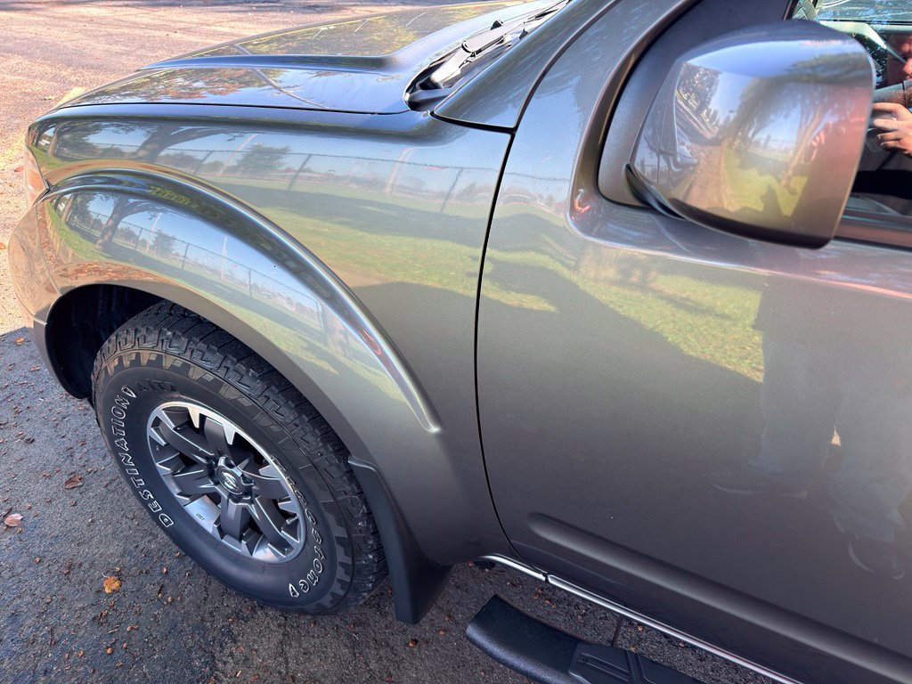 Used 2018 Nissan Frontier PRO-4X AWD/4WD image 16