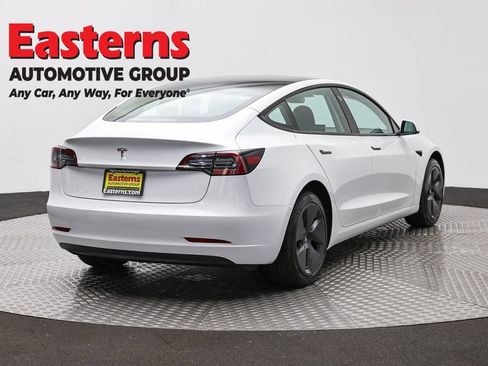 Used 2023 Tesla Model 3 Standard Range RWD image 5