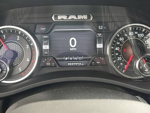 Used 2024 RAM 2500 Laramie image 33