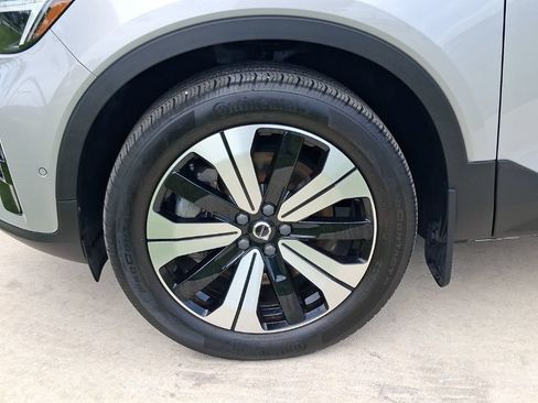 Used 2023 Volvo C40 P8 Recharge Plus AWD/4WD image 3
